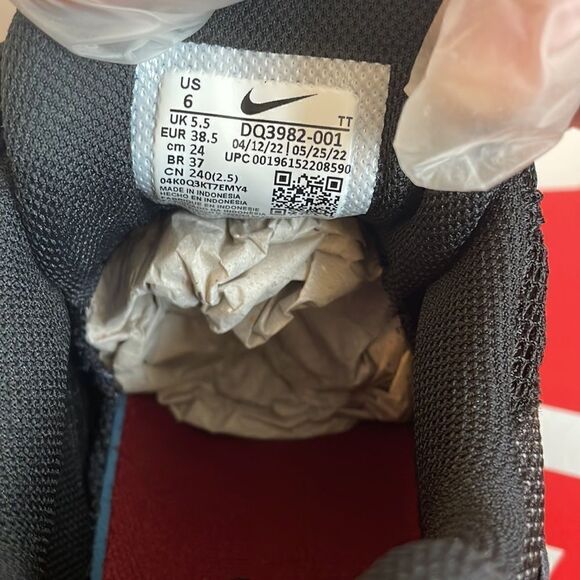 Nike Air Max 95 Essential Anthracite Team Red Men6/Women 7.5(DQ3982-001)MSRP$175 - Picture 11 of 14